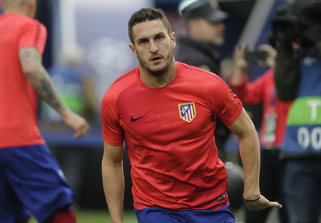 MADRID, SPAIN - April 27, Koke in Action During the semifinal match of the UEFA Champions League first leg entre Atletico Madrid and the Bayen Munich at the Vicente Calderon April 27, 2016 Madrid, Spainのeditorial素材