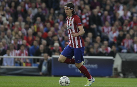 MADRID, SPAIN - April 27 Luis Felipe in Action During the semifinal match of the UEFA Champions League first leg entre Atletico Madrid and the Bayen Munich at the Vicente Calderon April 27, 2016 Madrid, Spainのeditorial素材