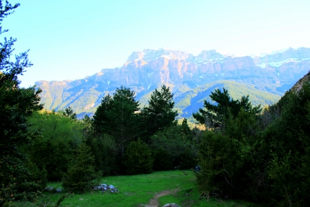senserismo in the Pyreneesの写真素材