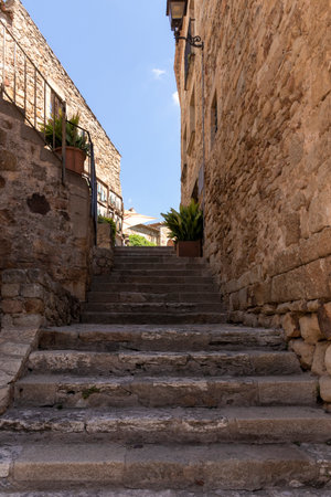 stairs in the medieval village of pals on the costa brava in spainの写真素材