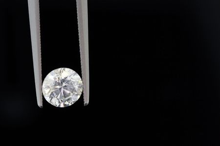 one carat diamond on black backgroundの写真素材