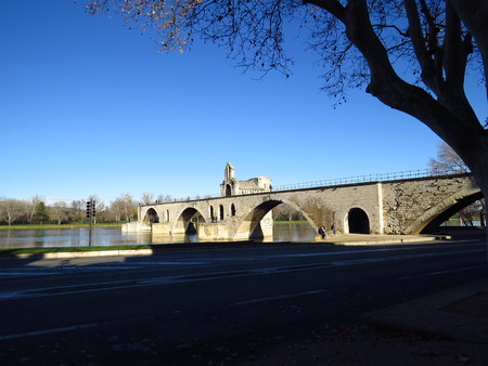 Avignon, Pont Saint Benezet - Bridge, Franceのeditorial素材