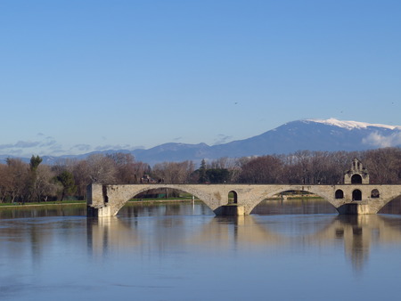 Avignon, Pont Saint Benezet - Bridge, Franceのeditorial素材