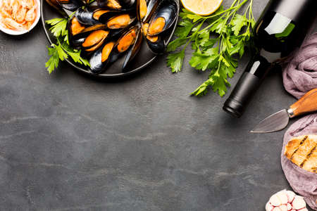 flat lay plate cooked mussels wine copyspace. High quality photoの写真素材