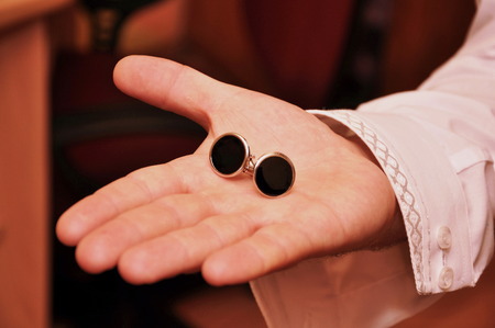 Elegant fashionable cufflink