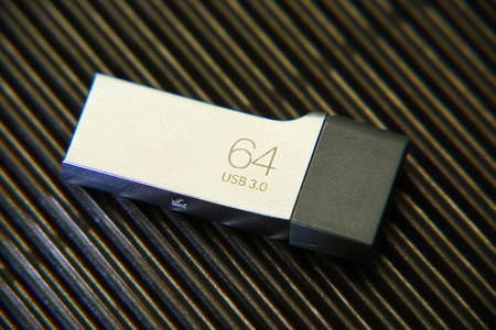 USB flash drive , 64 GB, 3.0