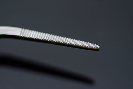 Stainless steel non-sterile dental consultation kit