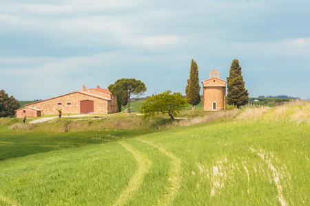 AT SAN QUIRICO D'ORCIA - ON 04/25/2017 - The little church of Vitaleta in Val d'Orcia, Siena, Italyのeditorial素材