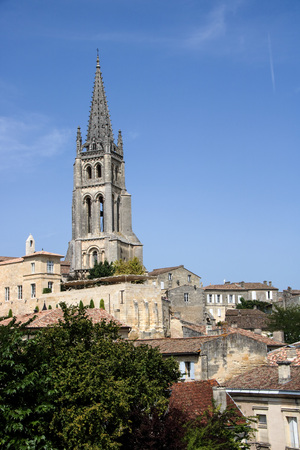Saint Emilion - France - ON 08/26/2017 - view of the village of Saint Emilion, Franceの写真素材