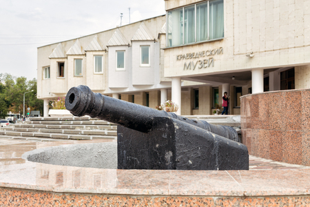 Belgorod, Russia - October 06, 2015: Ancient cannon located near the entrance of the Belgorod Museum of local loreのeditorial素材