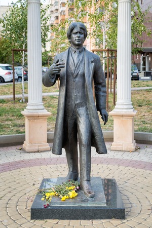 Belgorod, Russia - October 05, 2015: Bronze monument to the Russian poet Sergei Yesenin opened in 2012 at  intersection of street Esenina and Budyonny.のeditorial素材