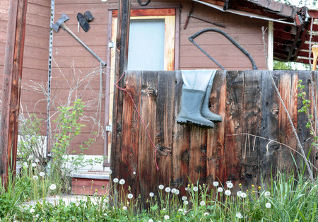 Old Homestead at the lakeの写真素材