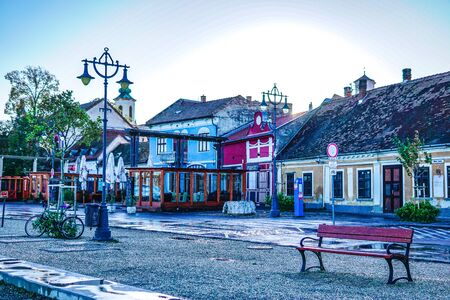 SZENTENDRE, HUNGARY - November, 2017: Typical cobbled street of charming little town Szentendre, near Budapest, Hungary. Sunne dayのeditorial素材