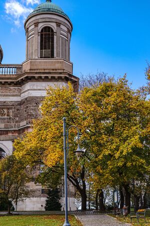 ESZTERGOM, HUNGARY - Nomember, 2017: View on the famous Basilica of Esztergom in Esztergom, Hungary. Sunny dayのeditorial素材