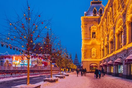 MOSCOW, RUSSIAN - DECEMBER, 2018: Decoration with lights and russian urban winter near Red Square.のeditorial素材