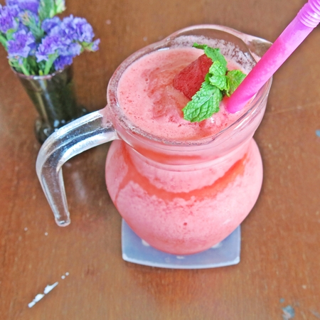 blended strawberry smoothieの写真素材