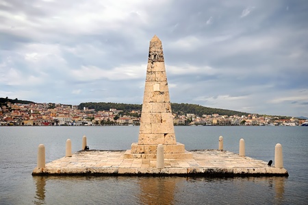 Obelisk - a symbol of freedom. Port of Argostoli, Kefalonia, Greeceの写真素材