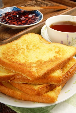  Eggy bread on the plateの写真素材