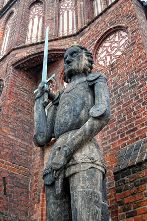 BRANDENBURG AN DER HAVEL, BRANDENBURG/ GERMANY March 11 2008: old town hall of Brandenburg an der Havel (Germany) with the ancient roland statue.のeditorial素材