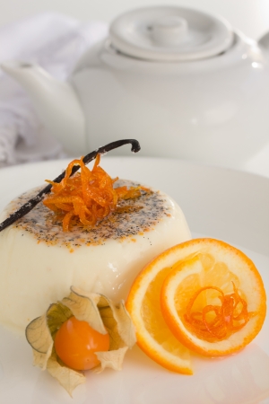 Orange panna cottaの写真素材