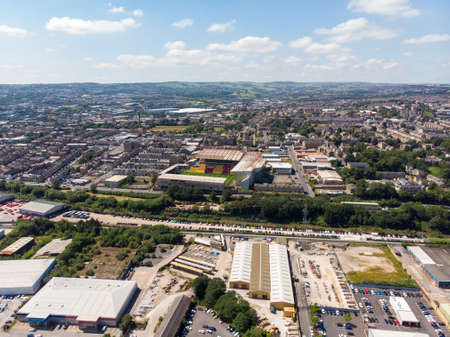 Aerial photo of the British West Yorkshire town of Bradford, showing a typical housing estate in the heart of the city, taken with a drone on a bright sunny dayのeditorial素材