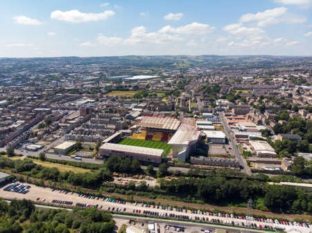Aerial photo of the British West Yorkshire town of Bradford, showing a typical housing estate in the heart of the city, taken with a drone on a bright sunny dayのeditorial素材