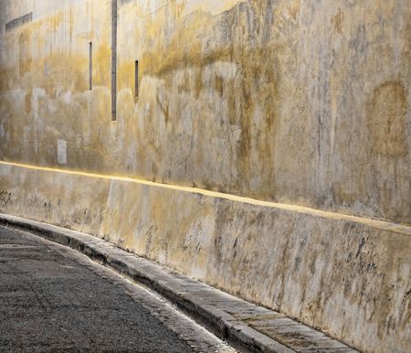 Curvy street with sidewalk in the city of Toulouse in Franceの写真素材