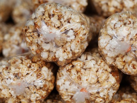 Close of popcorn bags in a marketの写真素材