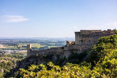 View of the walls of the Fortress of Mornas (Provence-Alpes-CÃ´te DÂ´Azur, France)のeditorial素材