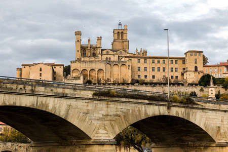 View from the banks of the Orb River on the Saint-Nazaire cathedral in BÃ©ziers (Occitanie, France)のeditorial素材
