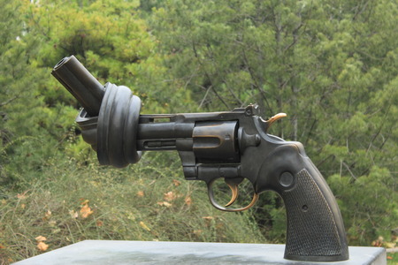 Twisted barrel - against violence Sculpture of Chaoyang Parkのeditorial素材