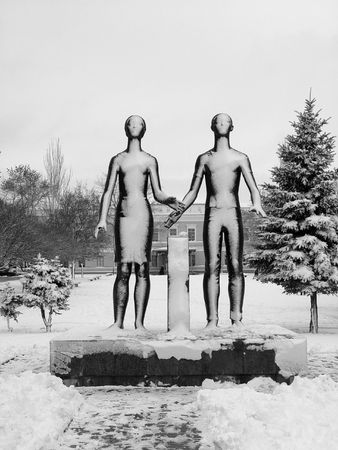 Snow couplesの写真素材