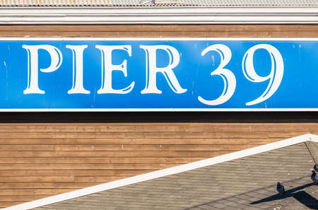 SAN FRANCISCO, USA - October 16, 2021 inscription to the famous Pier 39 in the city of San Francisco. Concept lifestyle, tourism.のeditorial素材