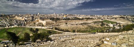 Panoramic view to Jerusalem old city from the Mount of Olives, Israelの素材 [FY310134156222]