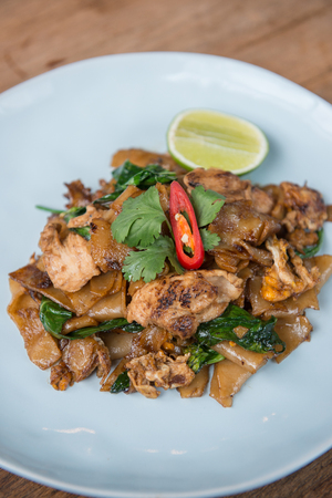 Pad se ew chickenの写真素材
