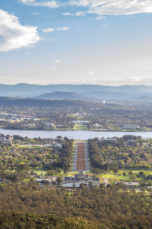 Canberra city from Mt.Ainsel