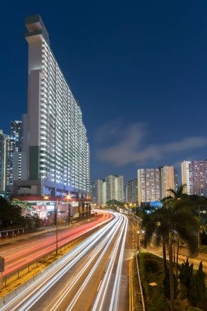 Busy traffic in Hong Kong city at nightのeditorial素材