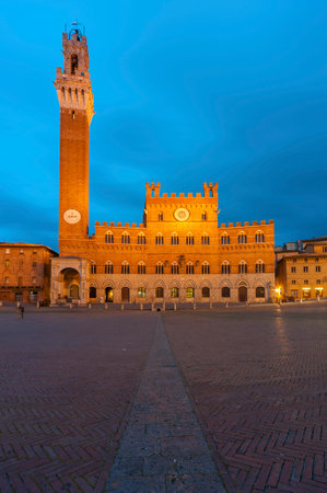 Piazza del Campo in the historic center of Siena, Italyのeditorial素材