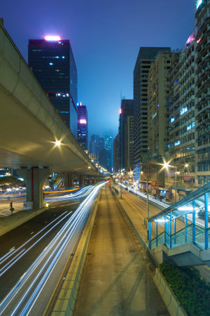 Traffic in midtown at nightのeditorial素材
