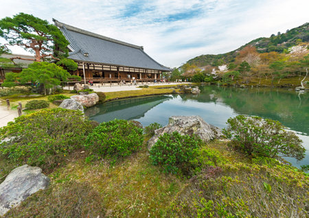 Garden with pond in front of Tenryu-ji Temple at Arashiyama, Kyoto, Japanのeditorial素材