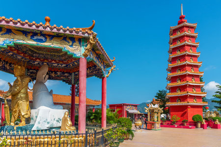 Hong Kong, China - May 13, 2018 : Ten Thousand Buddhas Monastery in Hong Kong, Chinaのeditorial素材