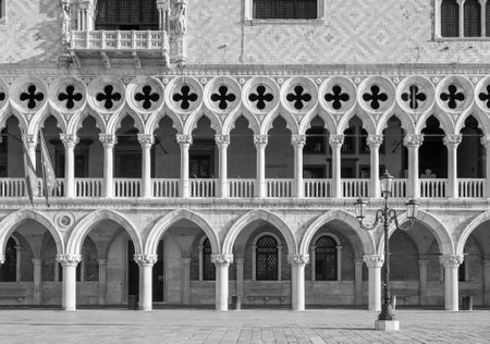 Architectural detail of Doge's palace in St Mark's Square in Venice (Palazzo Ducale), Italyのeditorial素材