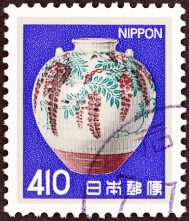 JAPAN - CIRCA 1980  A stamp printed in Japan shows Tea Jar with Wisteria Decoration  Ninsei Nonomura , circa 1980  のeditorial素材