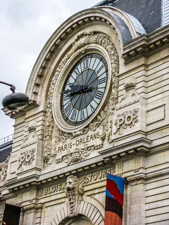 Paris, France - Musee d' Orsay FaÃï¿½ÃÂ§ade Detailのeditorial素材