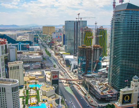 Las Vegas, NV USA - View of Las Vegas Strip from Paris Eiffel Tower Deckのeditorial素材