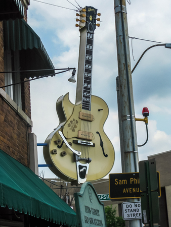 Memphis, TN USA - Memphis Sun Studio Guitarのeditorial素材