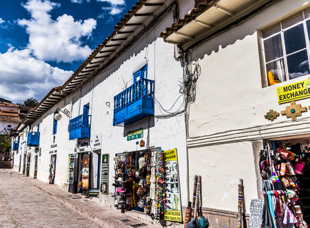 Artisan shops in San Blas neighborhood in Cusco, Peru.のeditorial素材