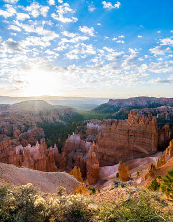 Sunrise Over Bryce Canyon National Park Amphitheater and Hoodoosの写真素材