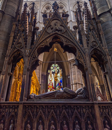 Westminster Abbey Tombs of Prince Edmund "Crouchback", Earl of Lancaster and his wife Aveline de Forz in Londonの写真素材