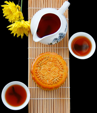 Mooncake Mid-Autumn Festival for Dessert Concept. Appreciate the full moon and various cultural activities significantly. The Celebration of Chinese Heritage.の写真素材
